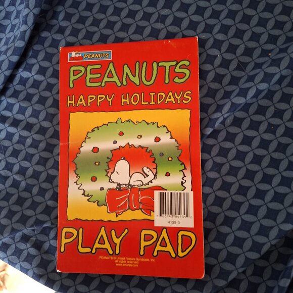 Peanuts happy holidays play pad - Picture 1 of 5